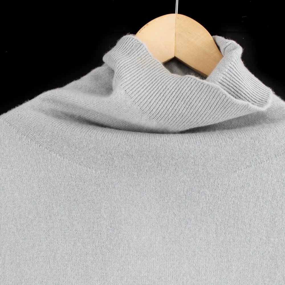 Sablyn 100% Cashmere Turtleneck/Cowl Sweater Boxy Cropped Long Sleeve Light Blue - Picture 3 of 11